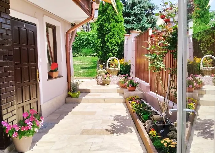 Csobogo Vendeghaz Apartment *