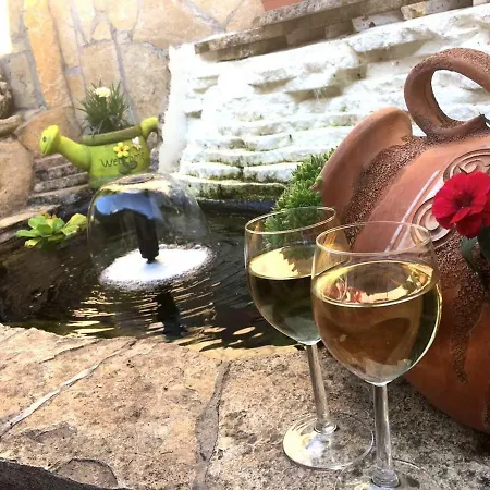 Csobogo Vendeghaz * Eger