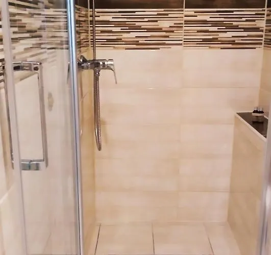 Daire Csobogo Vendeghaz Eğri